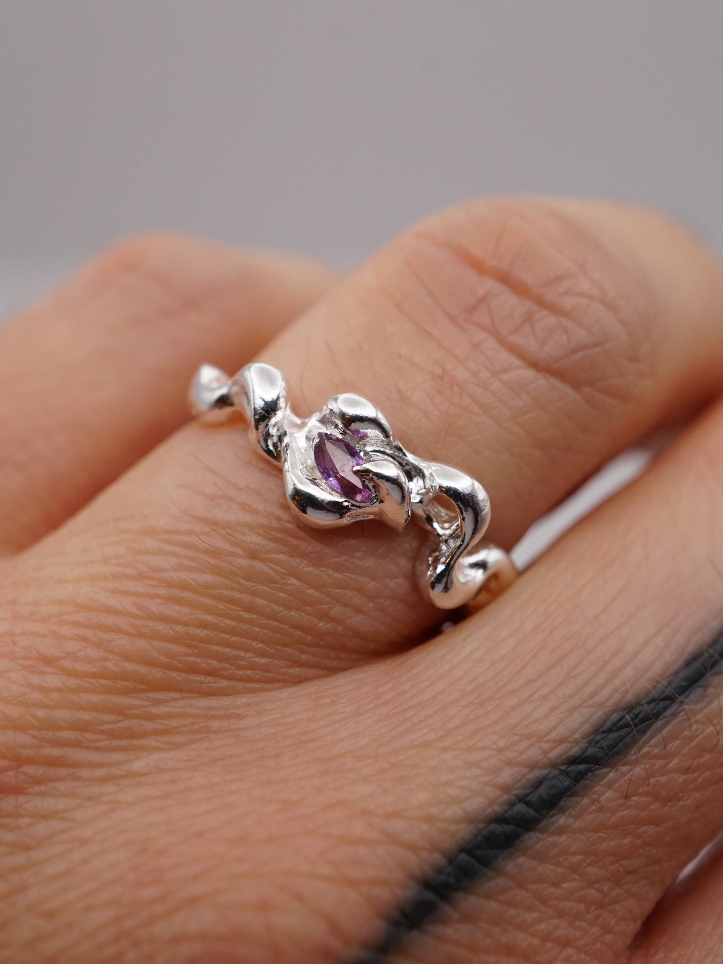 MOVE I ring