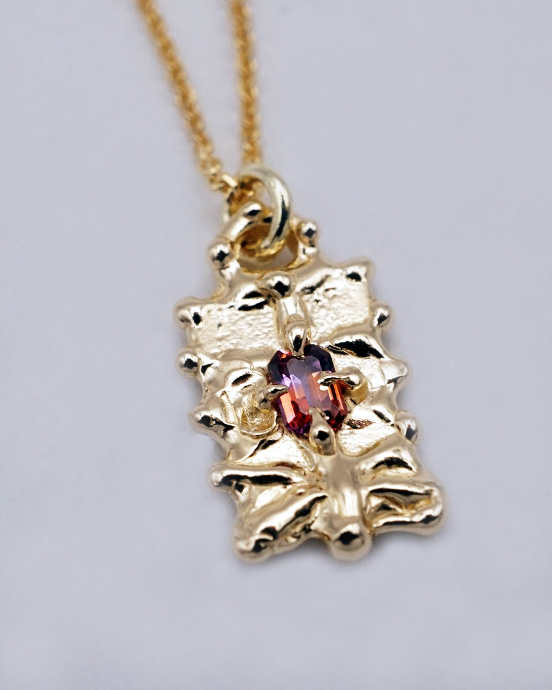 boucles d'oreilles TALISMAN - petit rond - saphir rouge