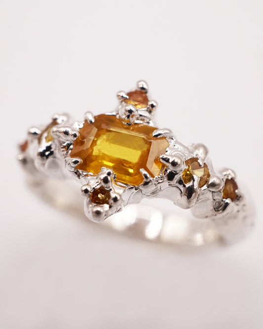 Bague REINE - saphirs et argent - pièces uniques