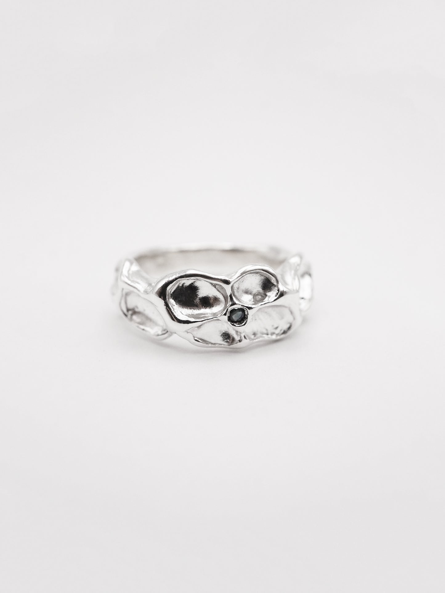 sterling silver ARCHEOLOGIE I ring with a sapphire