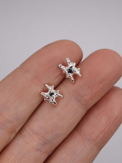 sterling silver ARCHEOLOGIE I stud earring with sapphire