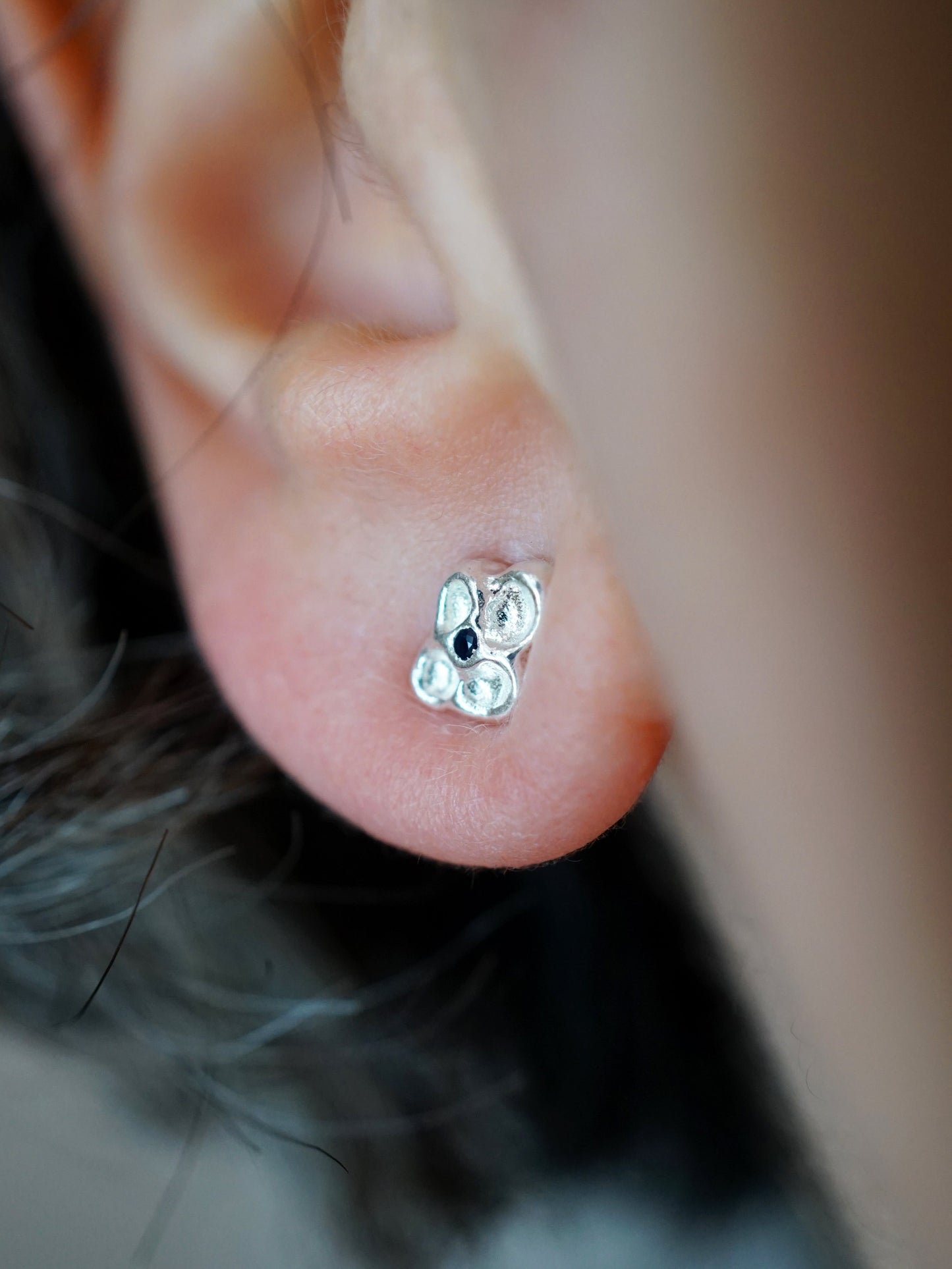 sterling silver CROQUÉE studs with sapphire