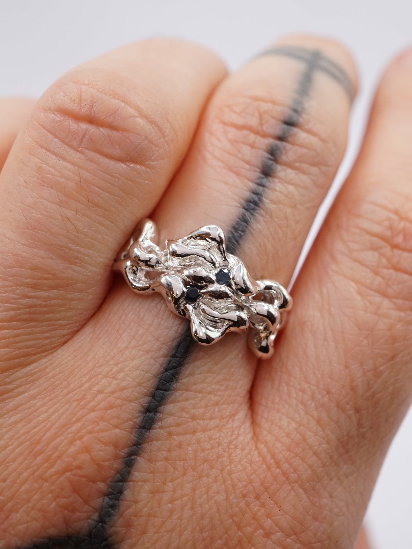 sterling silver MOVE ring with sapphires BB6.75