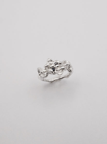 sterling silver MOVE ring with sapphires BB6.75