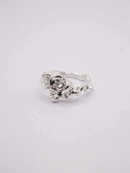 sterling silver MOVE ring with sapphires BB6