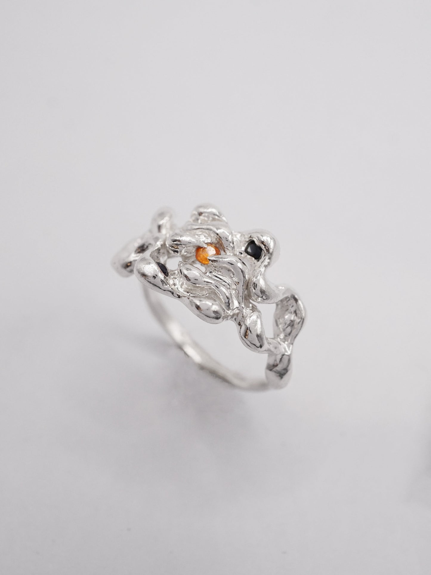 sterling silver MOVE ring with sapphires BOB7.5