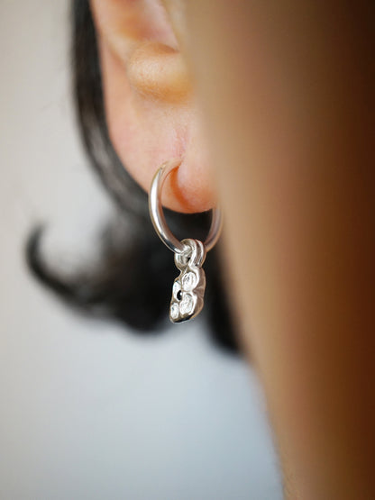 sterling silver CROQUÉE hoops with sapphires