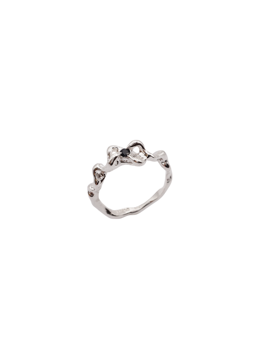sterling silver MOVE simple BOW ring with sapphire