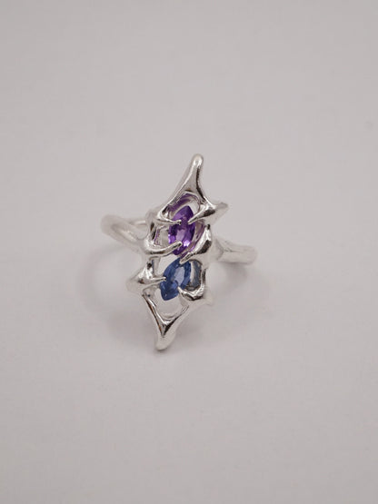 SHIELD ring ooak with two sapphires