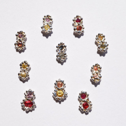 Boucle d'oreille FLORA - saphirs et argent - Pièces uniques - Série 04