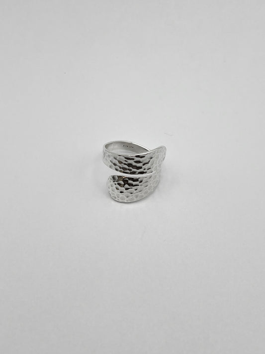 COM015 bague en argent martelé