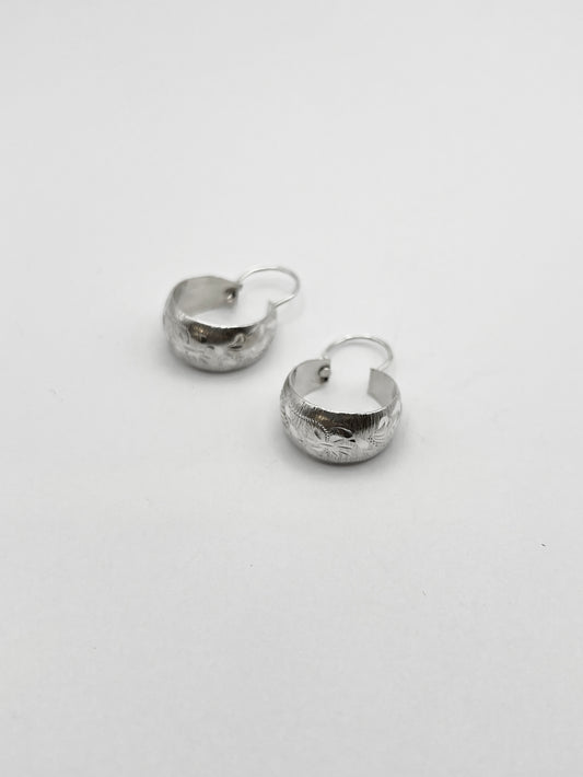 COM013 boucles hoops en argent ciselé