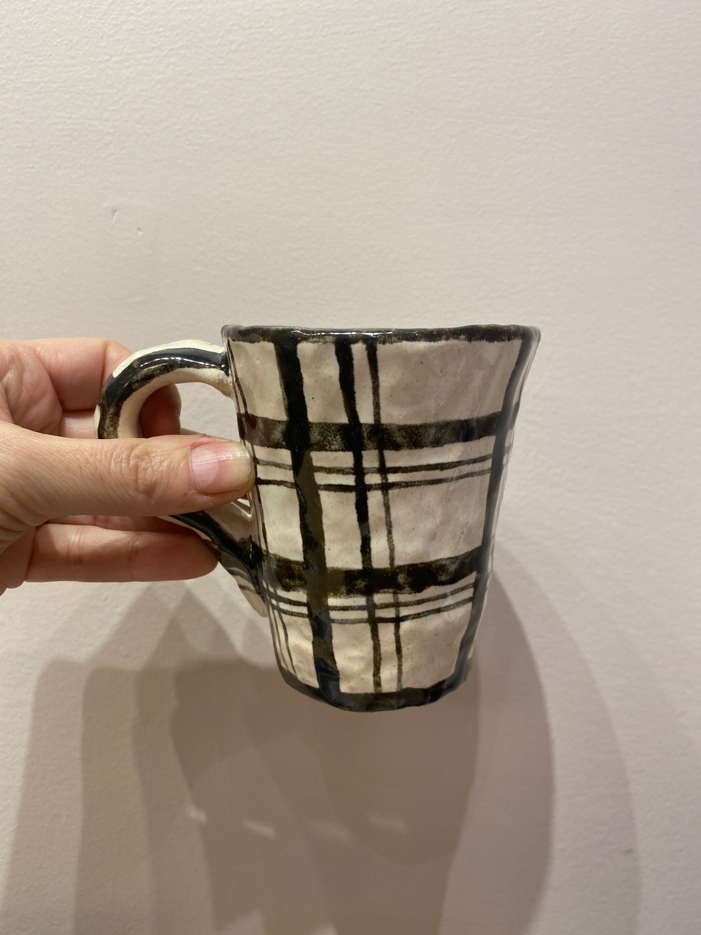 Tasse à carreaux - CLAIRE OLWEN