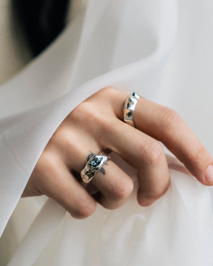 sterling silver FENESTRA ring with sapphire