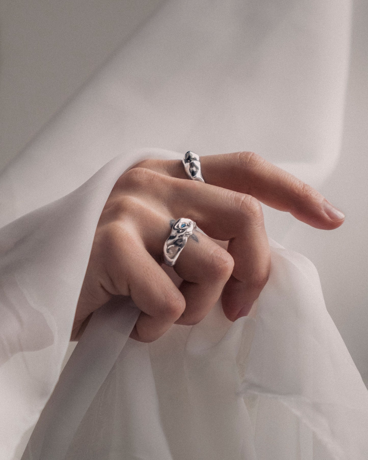 sterling silver FENESTRA ring with sapphire