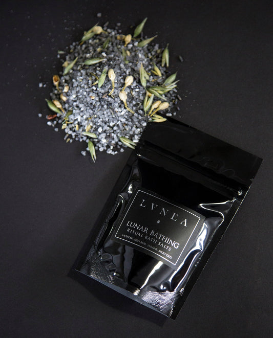 SELS DE BAIN - LUNAR BATHING - LVNEA