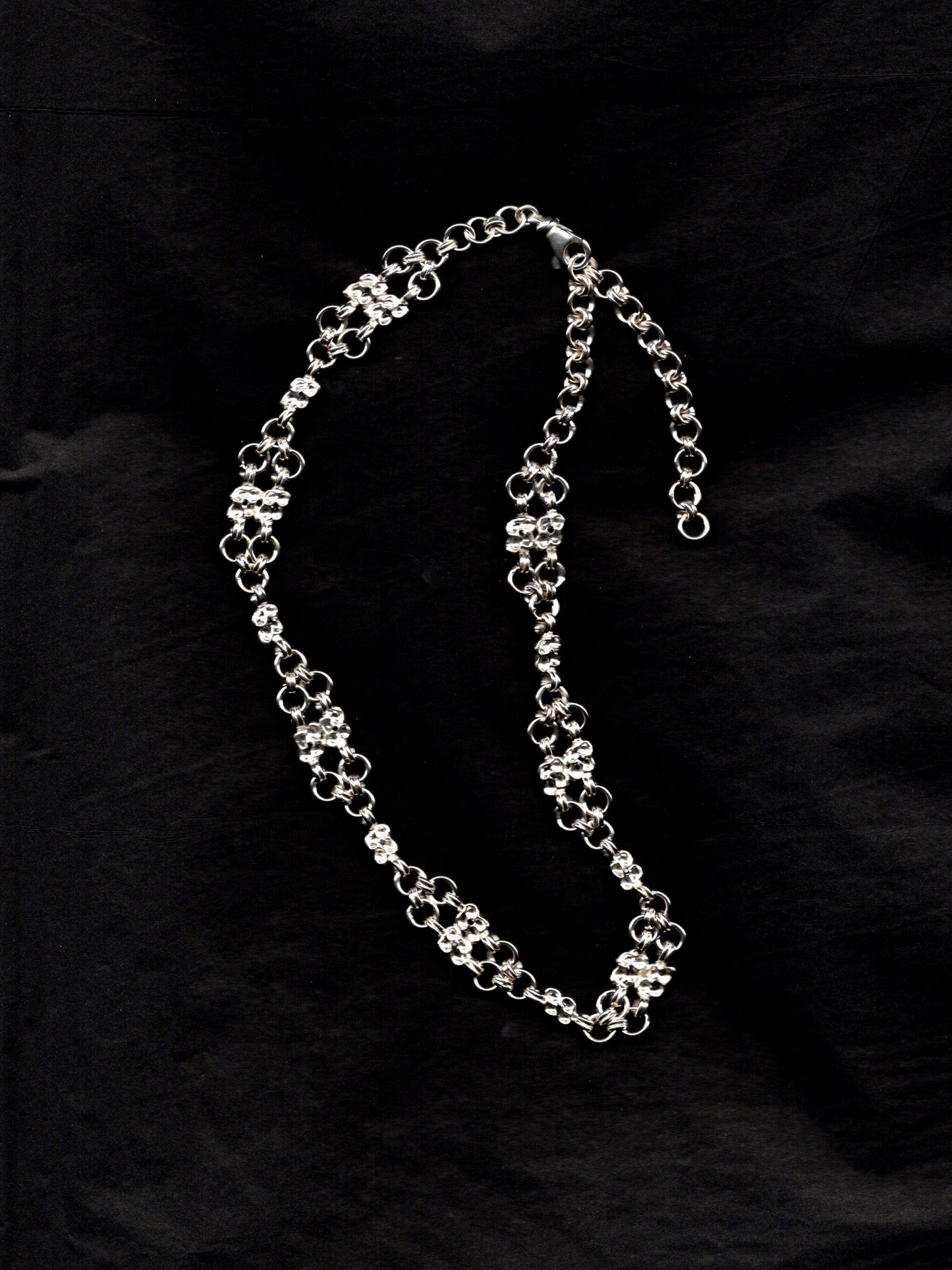 ARMURE sterling silver and dark blue sapphires choker necklace
