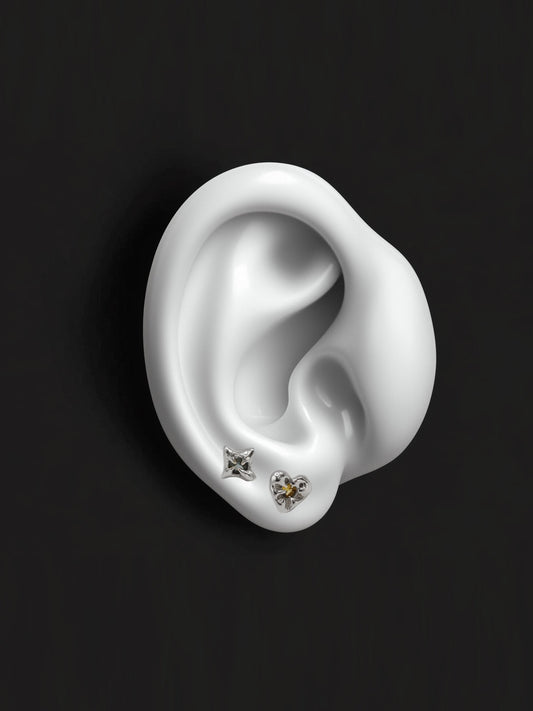 sapphire stud 10ct gold